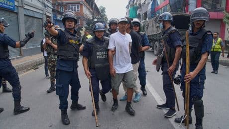 El levantamiento de la juventud nepalí deja libres a más de 13.000 presos