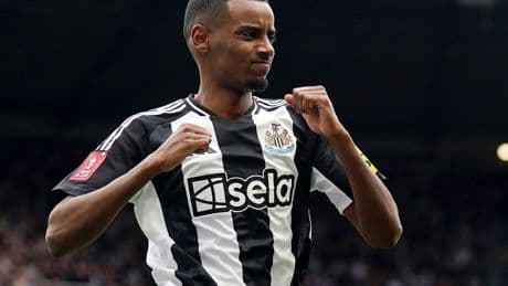 Eddie Howe admits Alexander Isak situation is ‘far from ideal’