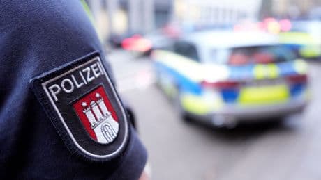 Hamburg: Dienstwaffe von Zivilfahnder gestohlen - Festnahme