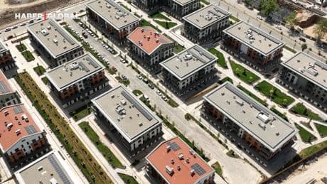 Bakan Kurum, Azerbaycan Mahallesi'nin görüntülerini paylaştı