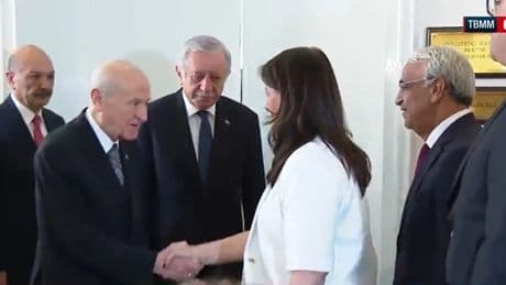 SON DAKİKA: DEM Heyeti'nden Devlet Bahçeli'ye TBMM'de ziyaret