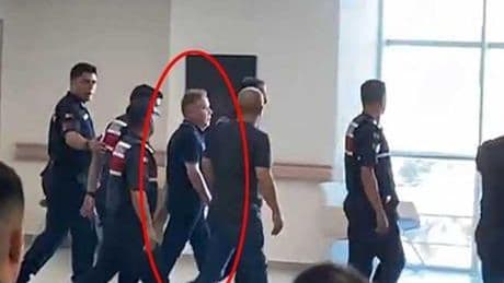 Muhittin Böcek hastaneye kaldırıldı