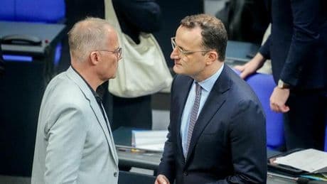 +++ Bundesregierung +++: SPD will Bundestagssitzung wegen Richterwahl unterbrechen