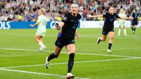 Chloe Kelly delivers another miracle to extend an unbelievable England trend