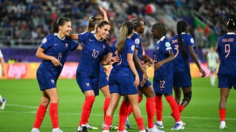 Foot : TF1 cède finalement le match des Bleues à France 2, en même temps que PSG-Chelsea dimanche