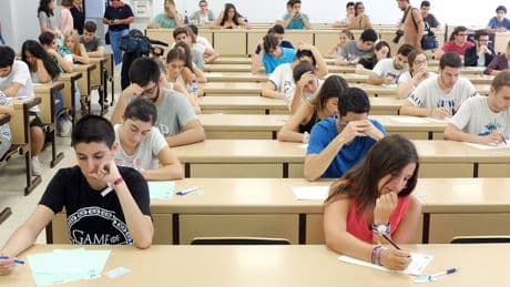 La Selectividad de 2025 prometía ser más justa que nunca: los alumnos sienten que la PAU es todo lo contrario