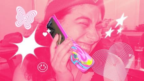How switching to a flip phone deepened my friendships