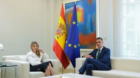 Moncloa enfría la exigencia de Sumar de prohibir firmar contratos públicos con empresas &quot;corruptoras&quot;: &quot;No es tan sencillo&quot;