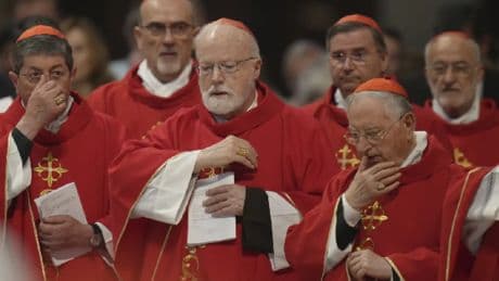 Qué comen y beben los cardenales en el Cónclave: menú sencillo con platos prohibidos
