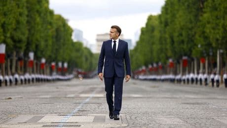 Emmanuel Macron: „Noch nie seit 1945 war unsere Freiheit so bedroht“