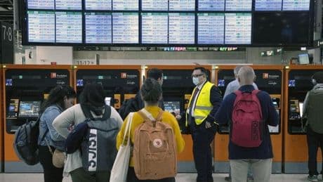 Retrasos en varias líneas del AVE por una nueva avería en Barcelona