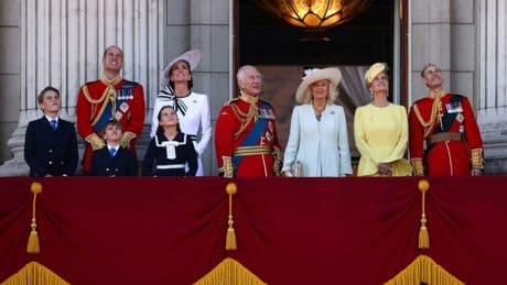 "Trooping the Colour": Geburtstagsparade für britischen König Charles III. in London