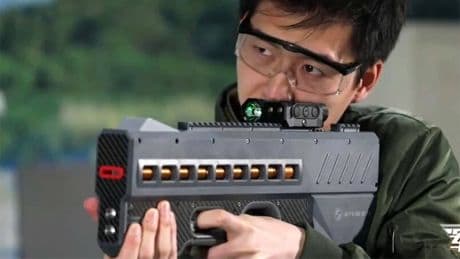 China tiene un nuevo rifle de asalto electromagnético sin rival en EEUU: así funciona