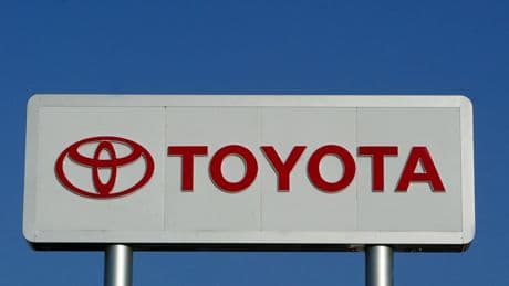 Toyota recorta su beneficio un 37% y reduce previsiones al estimar un impacto de los aranceles de 8.100 millones