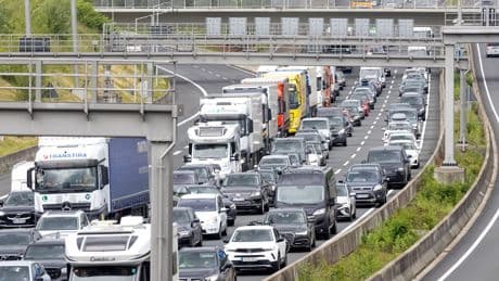 A7 gesperrt!  - Hamburg droht am Wochenende Stau-Chaos