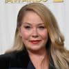 "Dumpfbacke" schreibt Memoiren: Christina Applegate will ihr "wahres Ich" zeigen