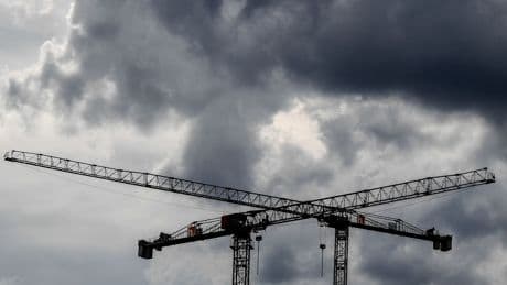 Mehr Arbeitslosigkeit erwartet: Mehr Arbeitslosigkeit, weniger Wachstum: Ifo senkt Prognose