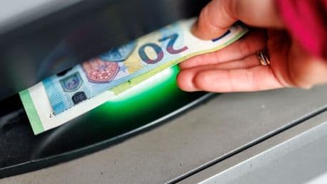 Girokonten in Deutschland meist deutlich zu teuer