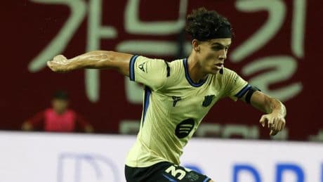Héctor Fort y Roony Bardghji, titulares con el filial
