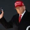 US-Präsident in „Uncle-Sam“-Pose: Schnappschuss hält vielsagendes Sperrbildschirmfoto von Trumps Handy fest