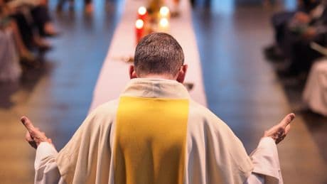 Afghanen in Kirchenasyl sorgen für Zoff – CDU-Mann macht der Kirche Knallhart-Ansage