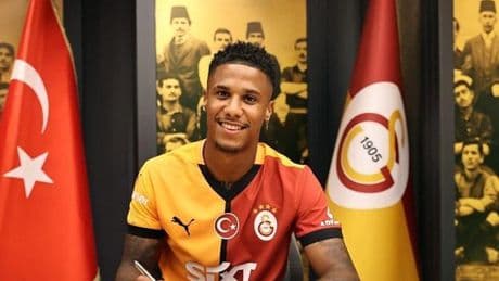 Galatasaray’da Ismail Jakobs, resmen imzaladı