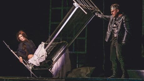 Theater | Luftalarm und Shakespeare: Wieso Theater in Kriegszeiten so wichtig ist