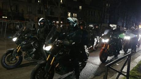 Paris: des policiers de la Brav-M condamnés à de la prison avec sursis