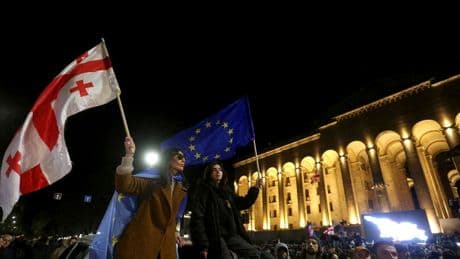 Rus eskrimcilere protesto: "Yarışmalardan çekilin!"