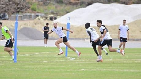 El Real Murcia ve cerca el acuerdo por Flakus, pero el CD Castellón no tanto