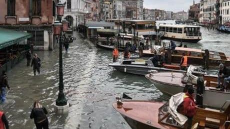 Depremi tetikleyebilir! Venedik'te büyük endişe: Batıyor