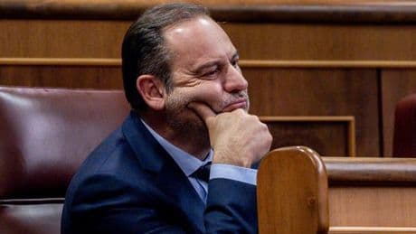 Ábalos pide que declaren Koldo, el dueño de Air Europa y la empresaria que le acusa de cobrar de 500.000 euros por el rescate