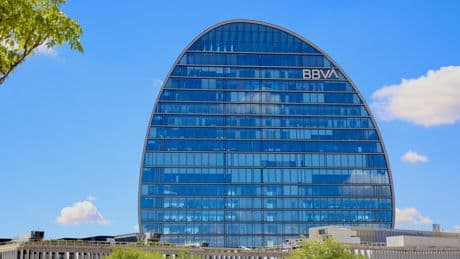 BBVA se impone cuatro condiciones para comprar Sabadell con solo el 30%