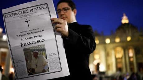 En direct, mort du pape François : les cardinaux appelés à rallier Rome, dès mardi matin, pour définir notamment la date des funérailles