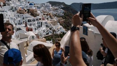 Le tourisme sous l’influence de TikTok et d’Instagram : comment les réseaux sociaux ont transformé nos vacances