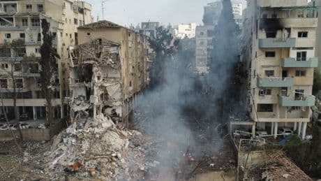 Diez muertos por los misiles iraníes en Israel, mientras la IDF sigue golpeando en el corazón de Irán