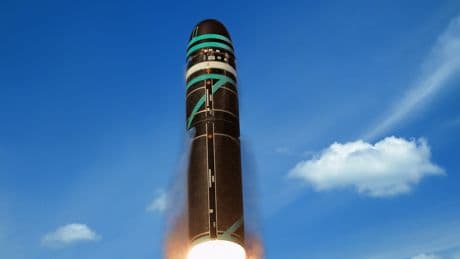 Dissuasion nucléaire : la France lance une nouvelle version du missile balistique M51