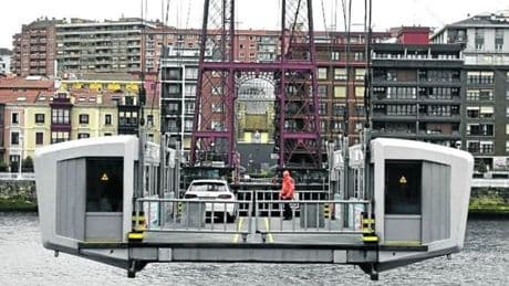 El Puente Colgante limitará los coches en verano por seguridad