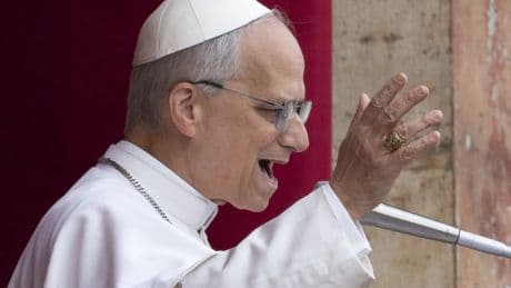 León XIV ofrece el Vaticano como punto de encuentro para que los líderes del mundo se sienten a negociar y &quot;callar las armas&quot;