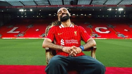 Mohamed Salah Liverpool'da kaldı, haftalık 400 bin sterlin kazanacak: 10 yıl daha oynamayı düşünüyorum