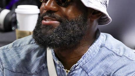 LeBron James dodges chance to clear up his Lakers future as trade rumors swirl