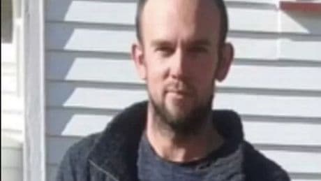 Mystery remains over fugitive dad Tom Phillips shot dead after four years on run