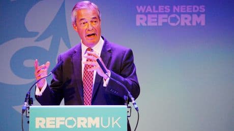 Farage ‘plans to put business leaders in cabinet’ if Reform wins power