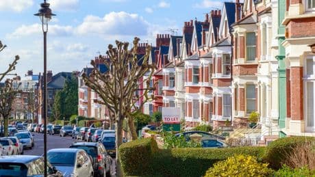 Average two and five year mortgages below 5% for first time since 2023