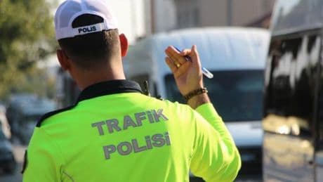 Bakan Yerlikaya: 496 bin 95 sürücüye işlem yapıldı