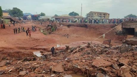 Unwetter: Zahl der entdeckten Fluttoten in Nigeria auf 150 gestiegen