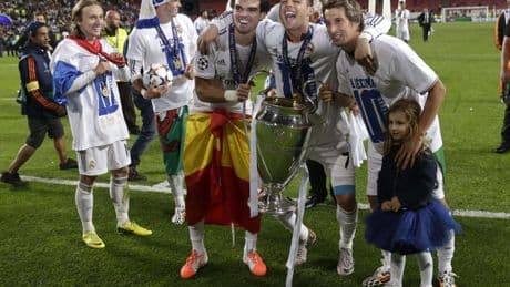 De ganar la Champions a ser pescador: la nueva vida de este exfutbolista del Real Madrid