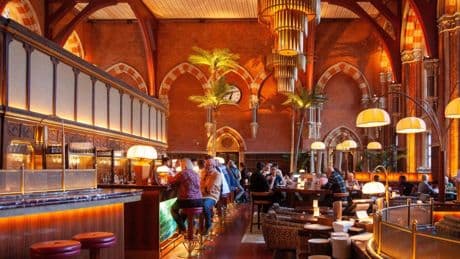 The historic train station bar where you get a free drink every day at 5:05pm