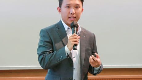 5 tips to help you ace an AI hiring assessment, from a banker-turned-career coach
