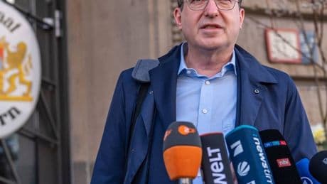 Künftiger Innenminister: Dobrindt kündigt schnelle Maßnahmen gegen illegale Migration an